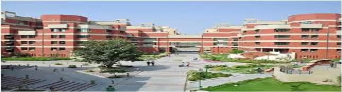 North Delhi Municipal Corporation Medical College, Delhi
