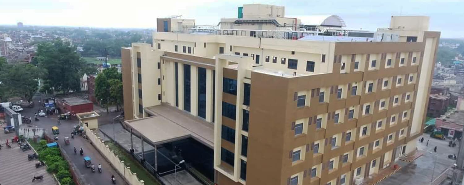 Sarojini Naidu Medical College, Agra