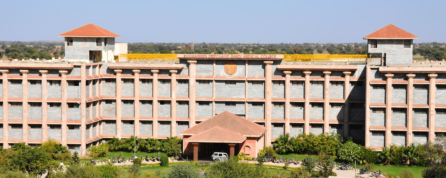 Ruxmaniben Deepchand Gardi Medical College, Ujjain